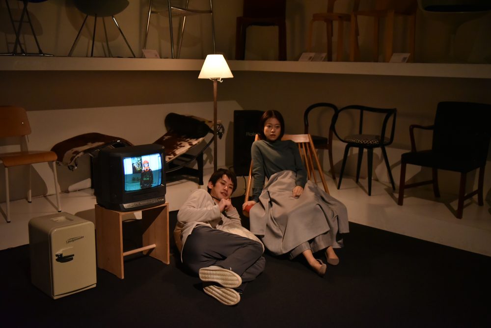 『タイトルはご自由に。リバース』@武蔵野美術大学 椅子ギャラリー　劇中映像効果